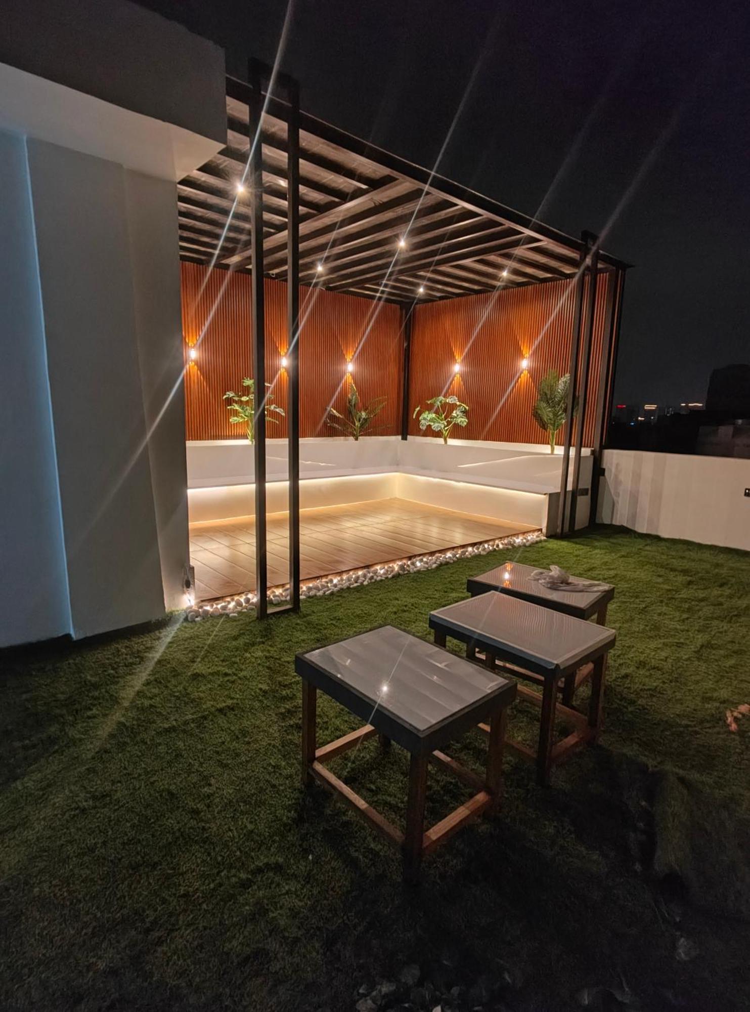 Enchanted The Roof Rekha, With Private Trace Garden Hotel New Delhi Buitenkant foto